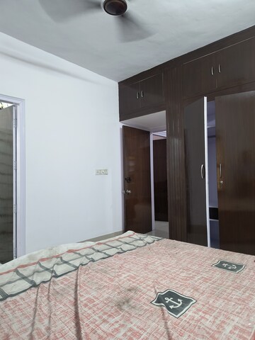 Bedroom in 2 BHK Apartment at Sarita Vihar – for Rent