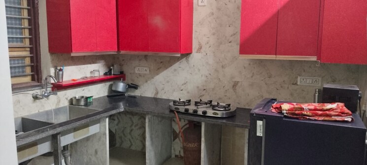Kitchen, sector 31 1.5 Bedroom 900 Sq.Ft. Builder Floor In Sector 31 Faridabad 8814543