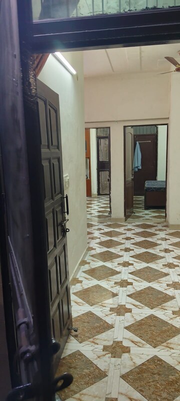 1.5 BHK Builder Floor For Rent in Sector 31