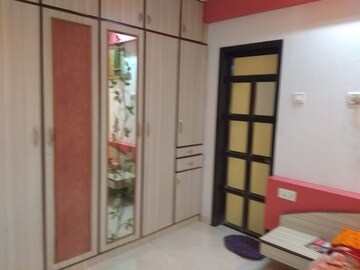 Room in 2 BHK Apartment at Mahavir Varsha, Ghansoli – for Rent