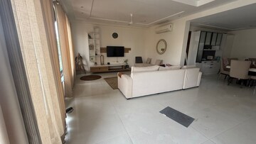 Living Room in 3 BHK Builder Floor at Sector 10a – for Rent