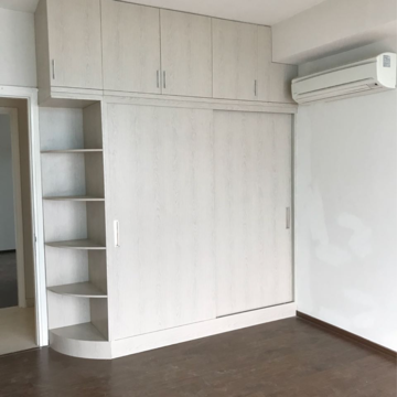 Room in 3.5 BHK Apartment at Ireo Victory Valley, Ramgarh Dhani – for Rent