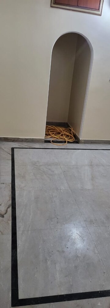 Room in 2 BHK Independent House at Sector 31 – for Rent