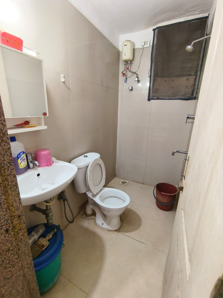 Bathroom, thane west 2 Bedroom 1050 Sq.Ft. Apartment In Thane West Thane 8814582