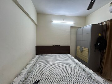 Bedroom in 2 BHK Apartment at Rosa Bella, Ghodbunder Road – for Rent