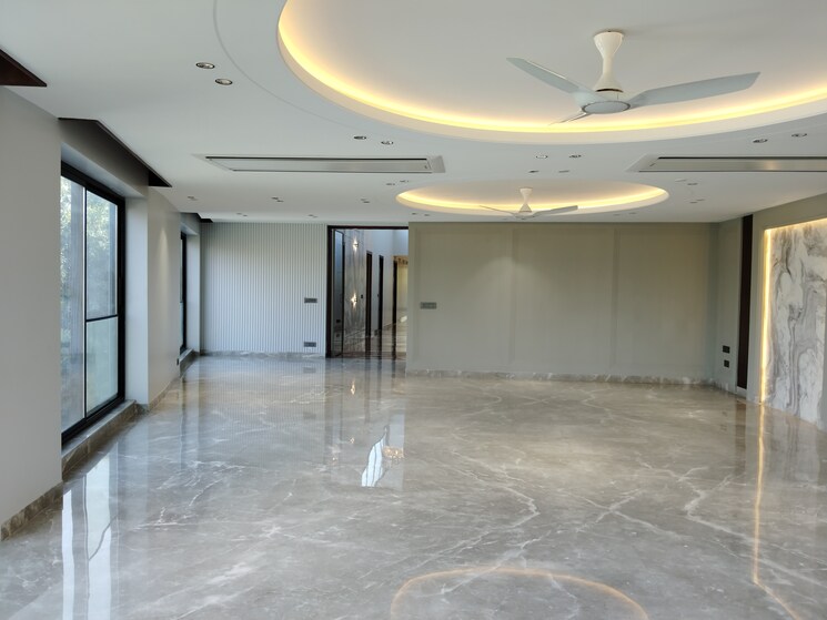 Room, hauz khas enclave 4 Bedroom 5000 Sq.Ft. Apartment In Hauz Khas Enclave Delhi 8814583