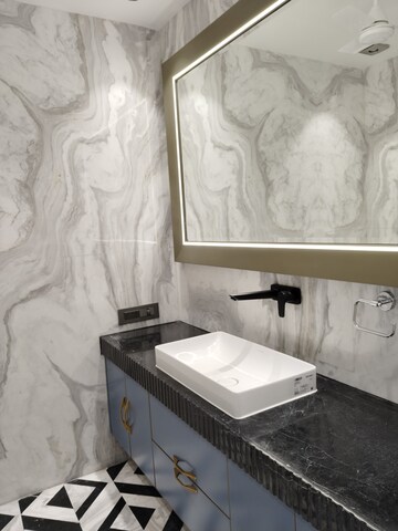 Attached Bathroom in 4 BHK Apartment at Hauz Khas Enclave – for Sale