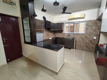 Living Room in 3 BHK Villa at Kodambakkam – for Rent