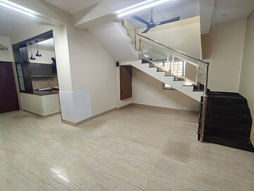 3 BHK Villa For Rent in Kodambakkam