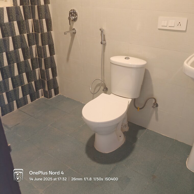 Bathroom, omaxe-waterscapes 3 Bedroom 977 Sq.Ft. Apartment In Gomti Nagar Lucknow 8814664