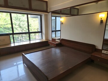 2 BHK Apartment For Rent in Kumar Presidency, Koregaon Park