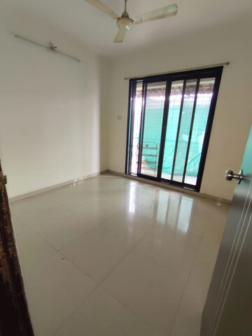 Room in 3 BHK Apartment at Hyde Park CHS, Kharghar – for Rent