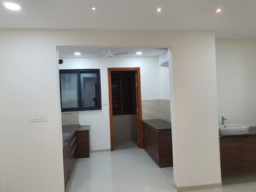 Room in 3 BHK Apartment at Ayyanna Prima, Madhapur – for Rent