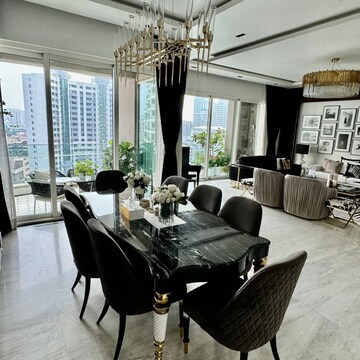 Living Room in 6+ BHK Apartment at Raheja Classique, Shashtri Nagar – for Sale