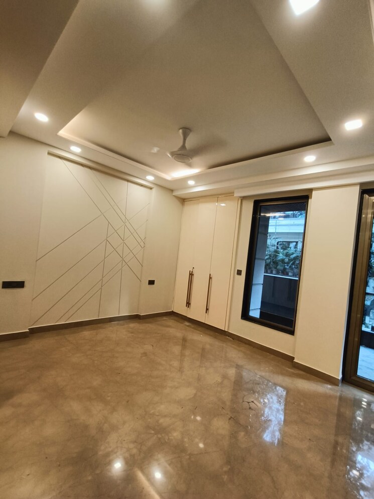 Room, navjeevan vihar 4 Bedroom 3000 Sq.Ft. Builder Floor In Navjeevan Vihar Delhi 8814745