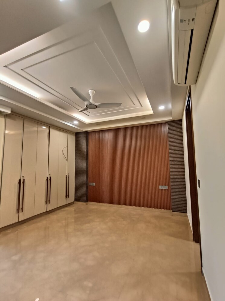 Room, navjeevan vihar 4 Bedroom 3000 Sq.Ft. Builder Floor In Navjeevan Vihar Delhi 8814745