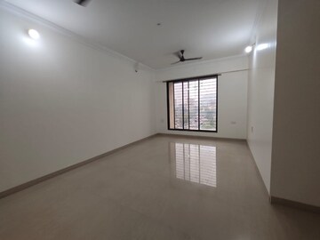 Room in 3 BHK Apartment at Safal Shree Saraswati Phase 4, Chembur – for Rent