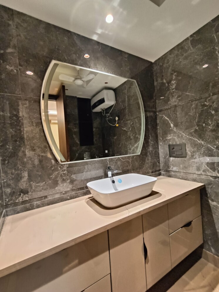 Kitchen, navjeevan vihar 4 Bedroom 3000 Sq.Ft. Builder Floor In Navjeevan Vihar Delhi 8814745