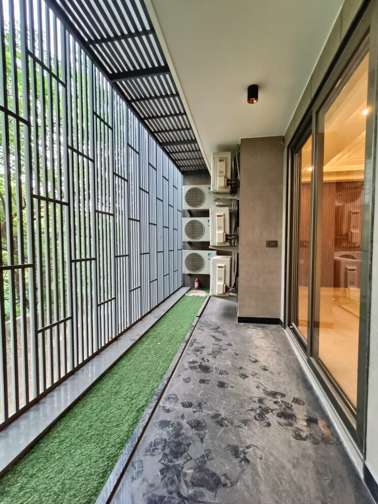 Balcony, navjeevan vihar 4 Bedroom 3000 Sq.Ft. Builder Floor In Navjeevan Vihar Delhi 8814745