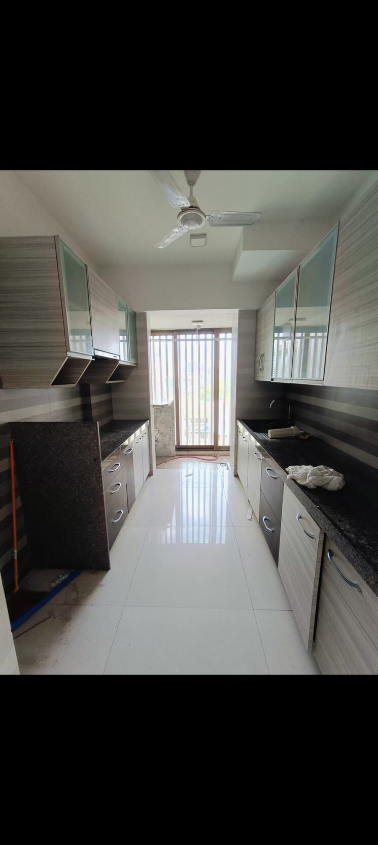 Kitchen, s-raheja-natraj 3 Bedroom 1200 Sq.Ft. Apartment In Khar West Mumbai 8814743