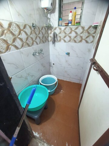 Attached Bathroom in 1 BHK Apartment at Vile Parle East – for Rent