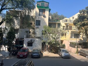 3 BHK Builder Floor For Sale in Saket