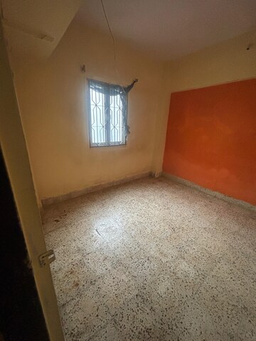 Room in 1 BHK Builder Floor at Vardhaman Shanti Nagar, Mira Road East – for Rent
