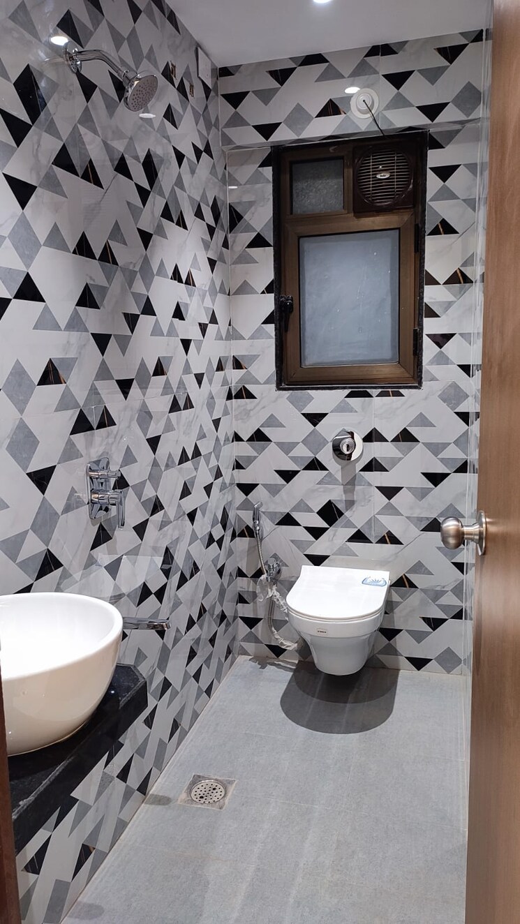 Bathroom, ruparel-urbana 2 Bedroom 595 Sq.Ft. Apartment In Kurla Mumbai 8814736