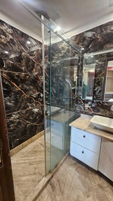 Bathroom in 3 BHK Builder Floor at New Rajinder Nagar – for Rent