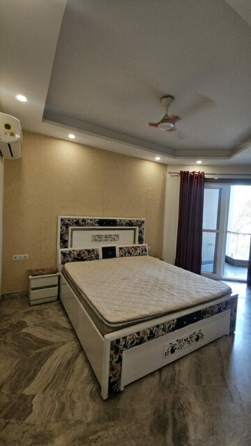 Bedroom in 3 BHK Builder Floor at New Rajinder Nagar – for Rent