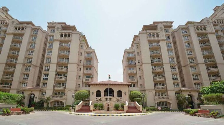 Exterior View, dlf-beverly-park-i 3 Bedroom 2999 Sq.Ft. Apartment In Sector 28 Gurgaon 8814935