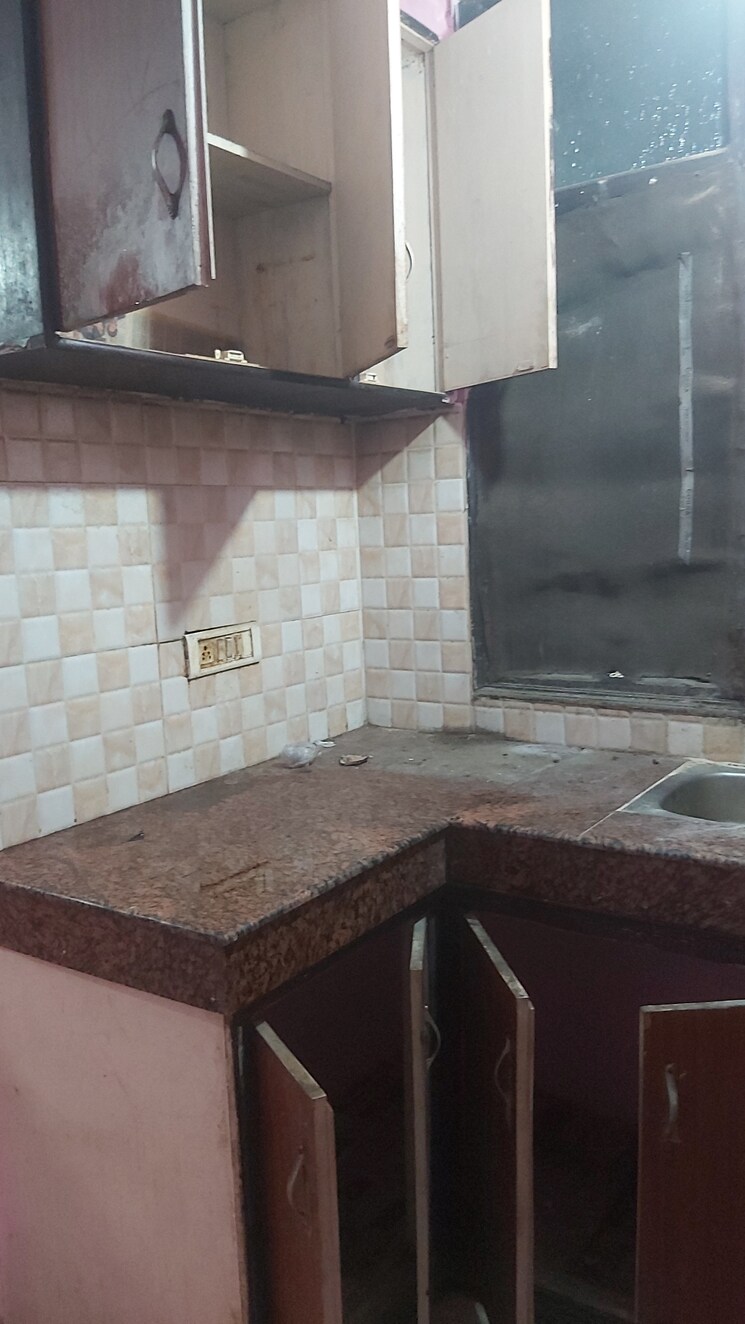 Kitchen, mayur vihar 1.5 Bedroom 450 Sq.Ft. Builder Floor In Mayur Vihar Delhi 8814955