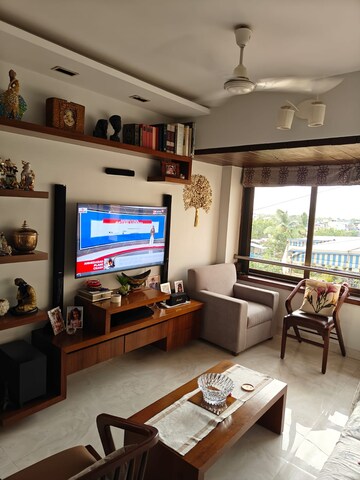 2 BHK Apartment For Sale in Usha Kiran Apartment, Khar West