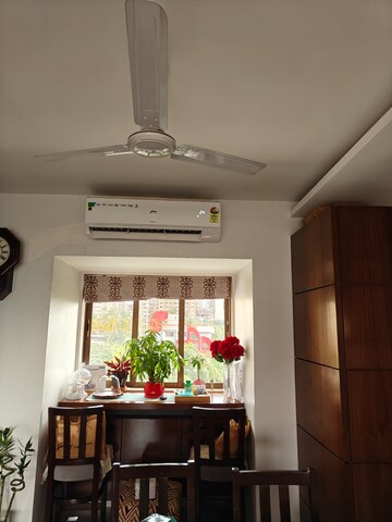 Furnished Amenities in 2 BHK Apartment at Usha Kiran Apartment, Khar West – for Sale