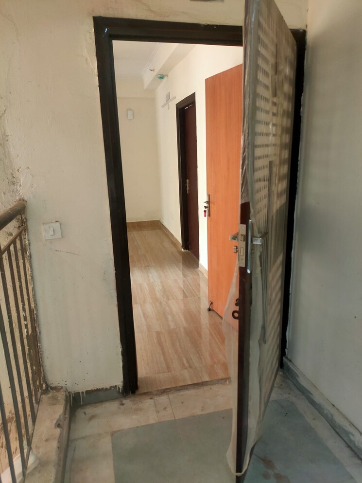 Bathroom, amrapali-tropical-garden 3 Bedroom 1185 Sq.Ft. Apartment In Tech Zone 4 Greater Noida Greater Noida 8815002