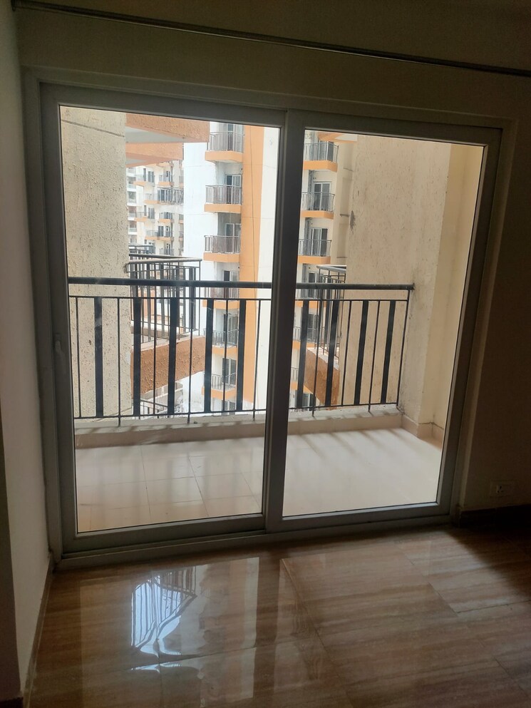 Room, amrapali-tropical-garden 3 Bedroom 1185 Sq.Ft. Apartment In Tech Zone 4 Greater Noida Greater Noida 8815002