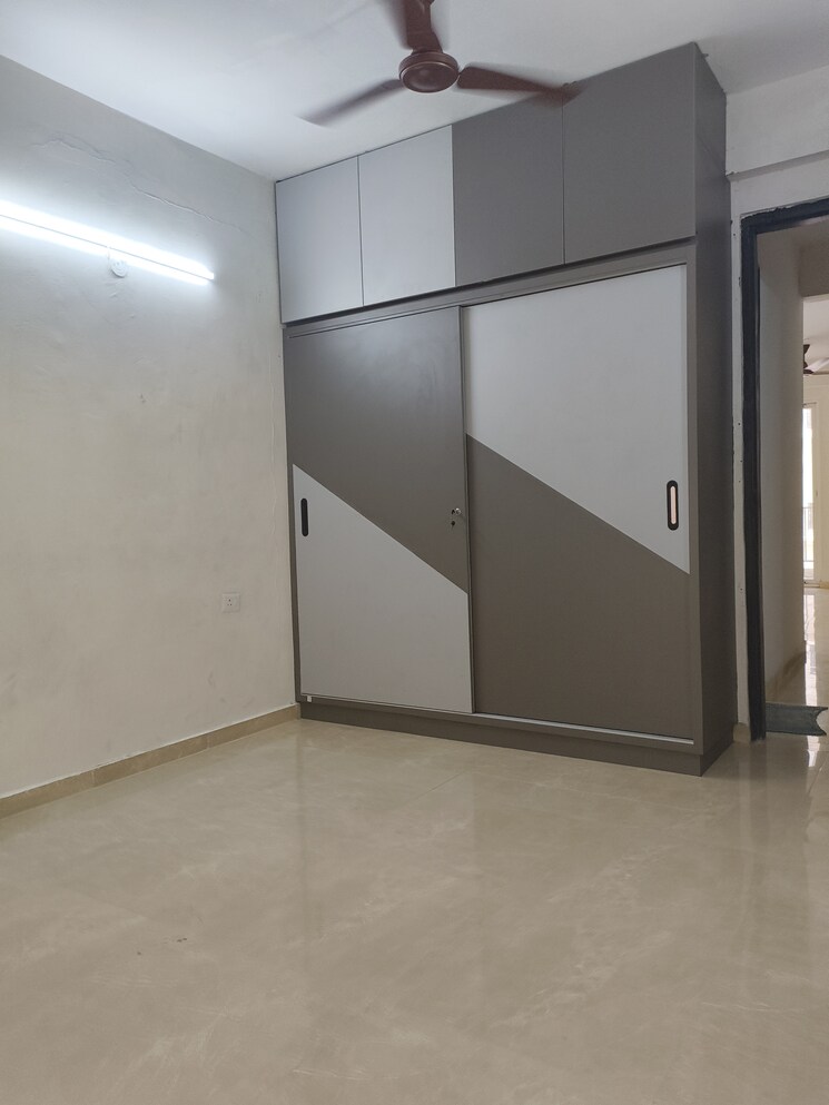 Room, signature-global-park 2.5 Bedroom 1081 Sq.Ft. Builder Floor In Sohna Sector 36 Gurgaon 8815019