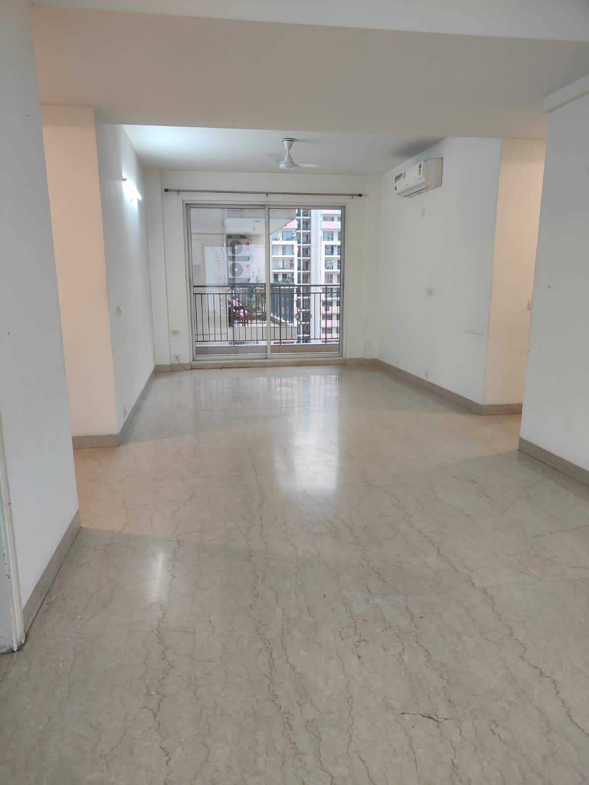 4 BHK + Servant Room 2475 Sq.Ft. Apartment in Bestech Park View Sanskruti