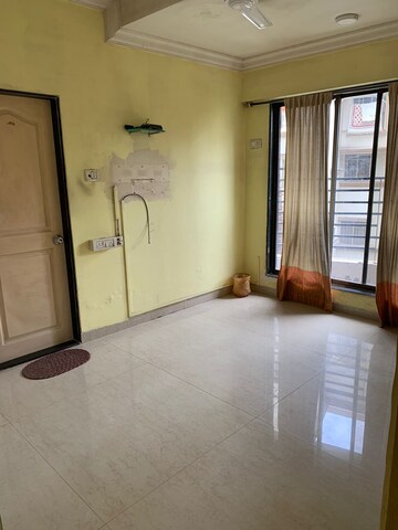Room in 2 BHK Apartment at Bhavya Palace Apartment, Khar West – for Sale