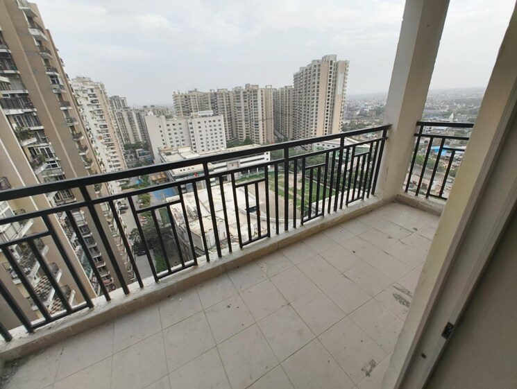 Balcony, galaxy-north-avenue-ll 2 Bedroom 1175 Sq.Ft. Apartment In Gaur City 2 Greater Noida 8815037