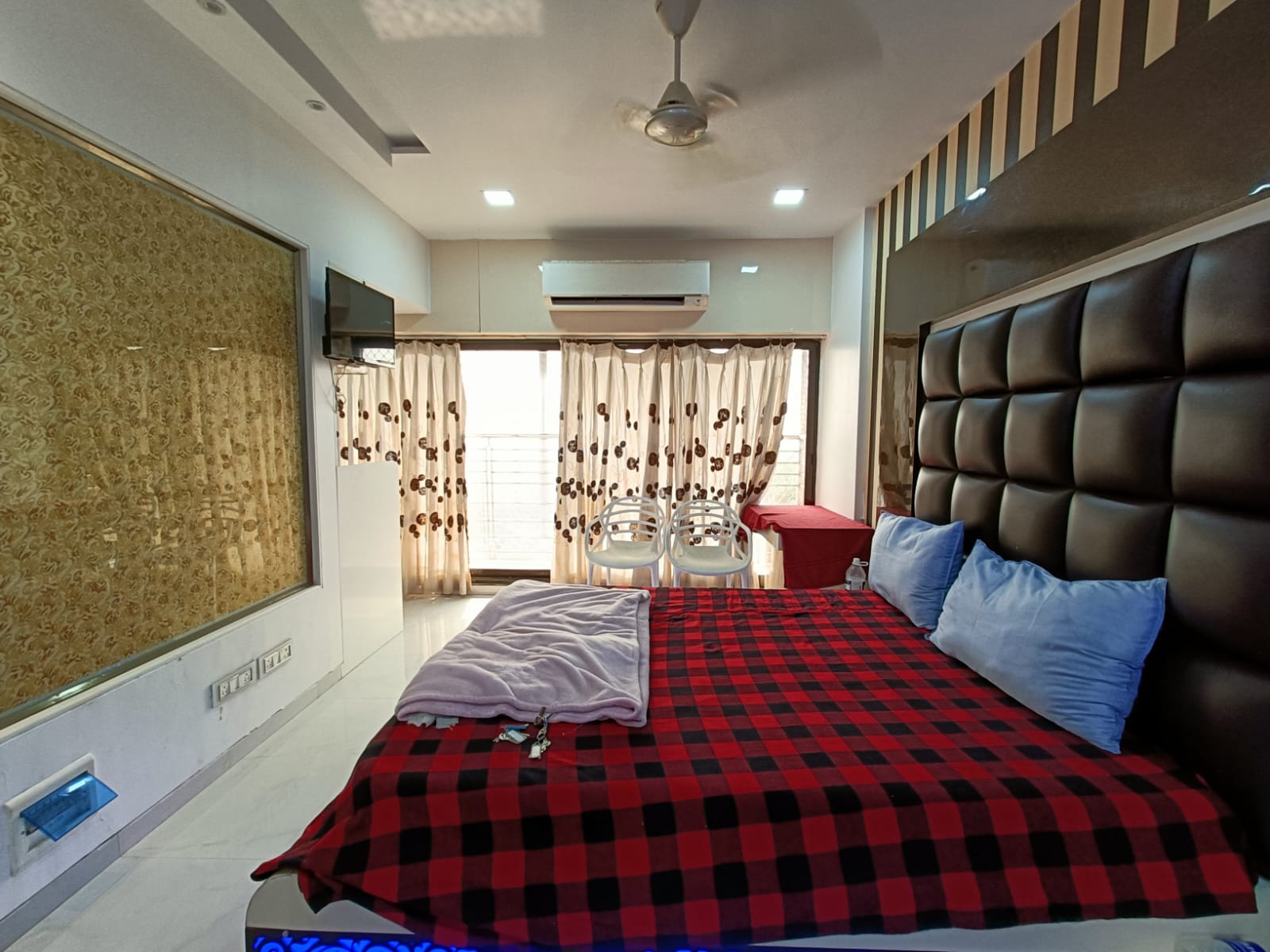 1 Rk  360 Sq.Ft. Apartment in Royal Palms Piccadilly Condos