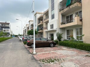 3 BHK Apartment For Sale in Bptp Park Floors I, Sector 77