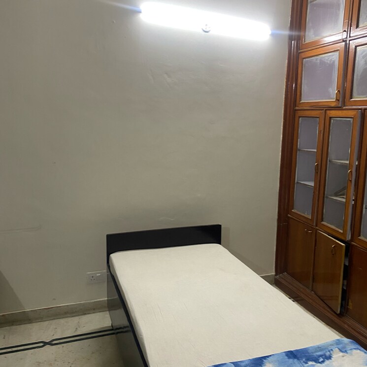 Room, alpha 1 greater noida Pg For Girls In Alpha 1 Greater Noida 8815104