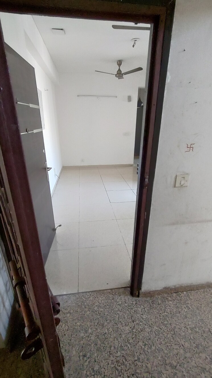 Bedroom, ajnara-daffodil 3 Bedroom 1576 Sq.Ft. Apartment In Sector 137 Noida 8815144