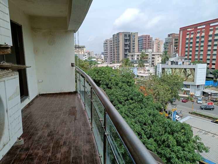 Balcony, bandra west 3 Bedroom 1650 Sq.Ft. Apartment In Bandra West Mumbai 8815142