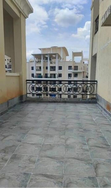 Parking in 3 BHK Apartment at Kumar Princetown Royal, Undri – for Rent
