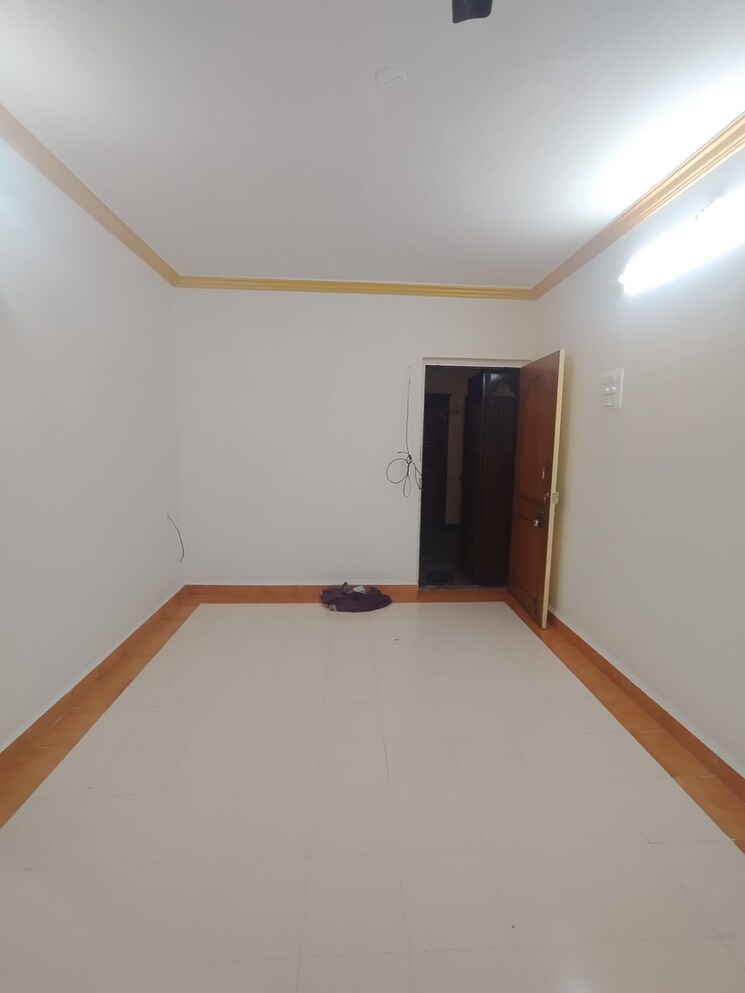 Room, puranik-pratah-pushp 2 Bedroom 600 Sq.Ft. Apartment In Ghodbunder Road Thane 8815160