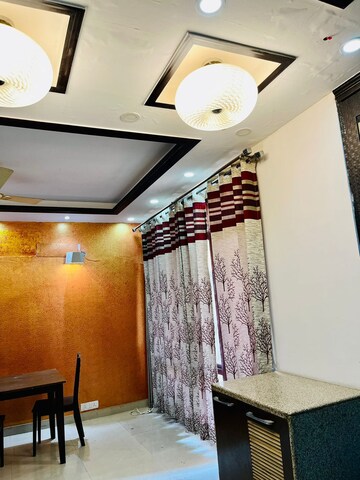 Furnished Amenities in 3 BHK Apartment at Vipul Lavanya, Sector 81 – for Rent