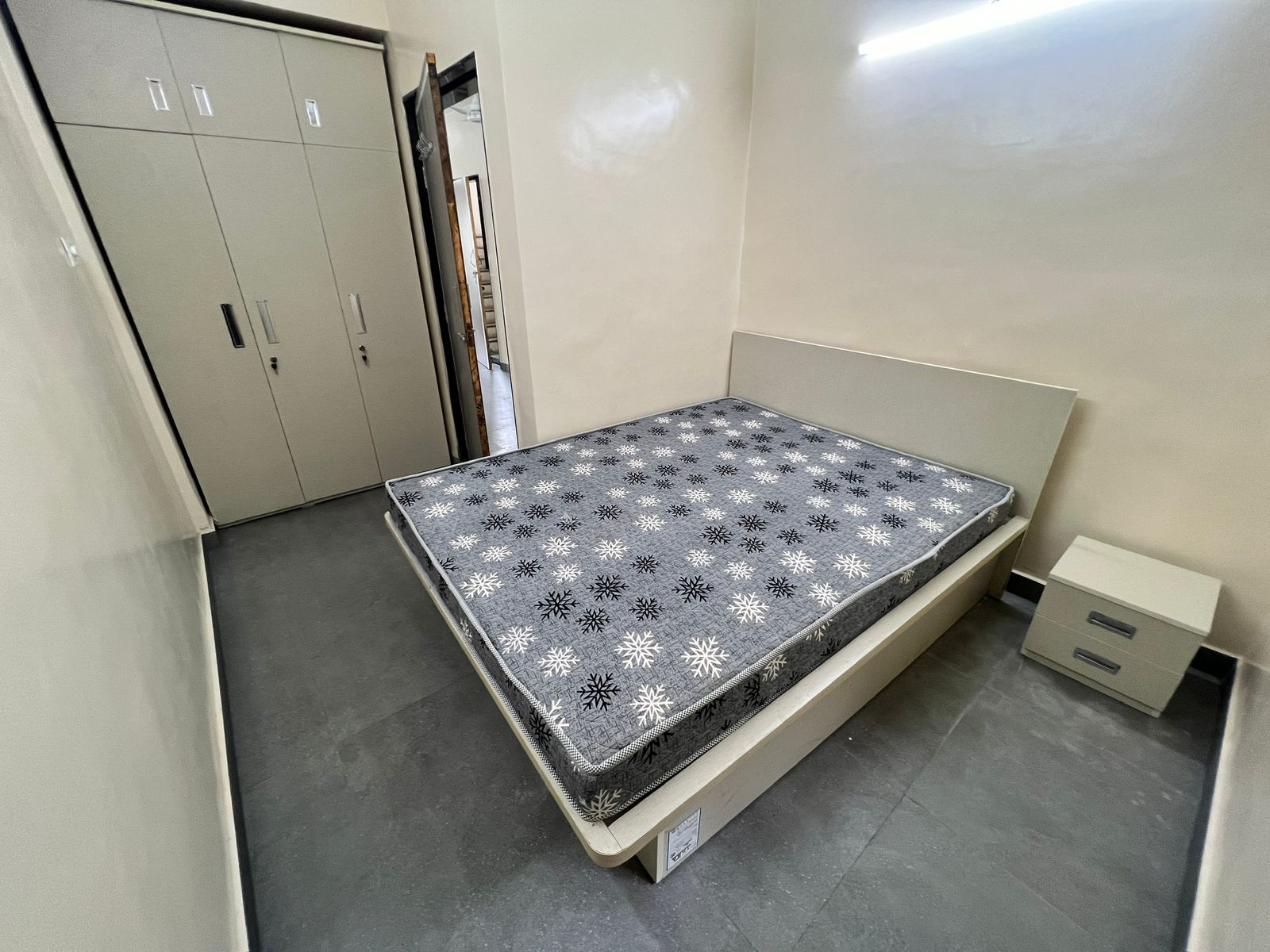 3.5 BHK Apartment For Rent in Ekta California