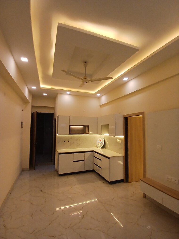 undefined, sector 1 greater noida Commercial Shop 500 Sq.Ft. In Sector 1 Greater Noida Greater Noida 8815192